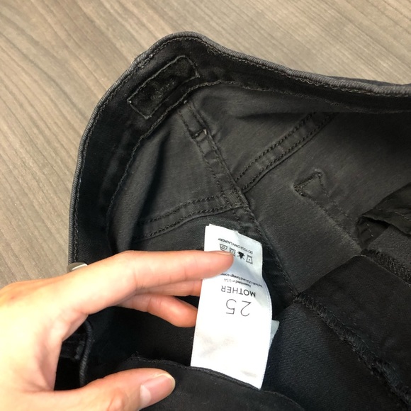 🚫SOLD🚫MOTHER Stunner Zip Ankle Step Fray Not Guilty Black Size 25 - Picture 6 of 14